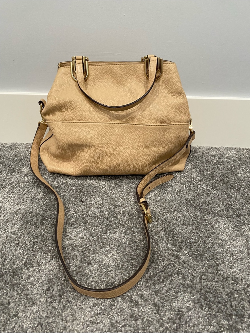Vince Camuto Pebbled 100% Leather Hobo Purse Color Tan With Gold Hardware